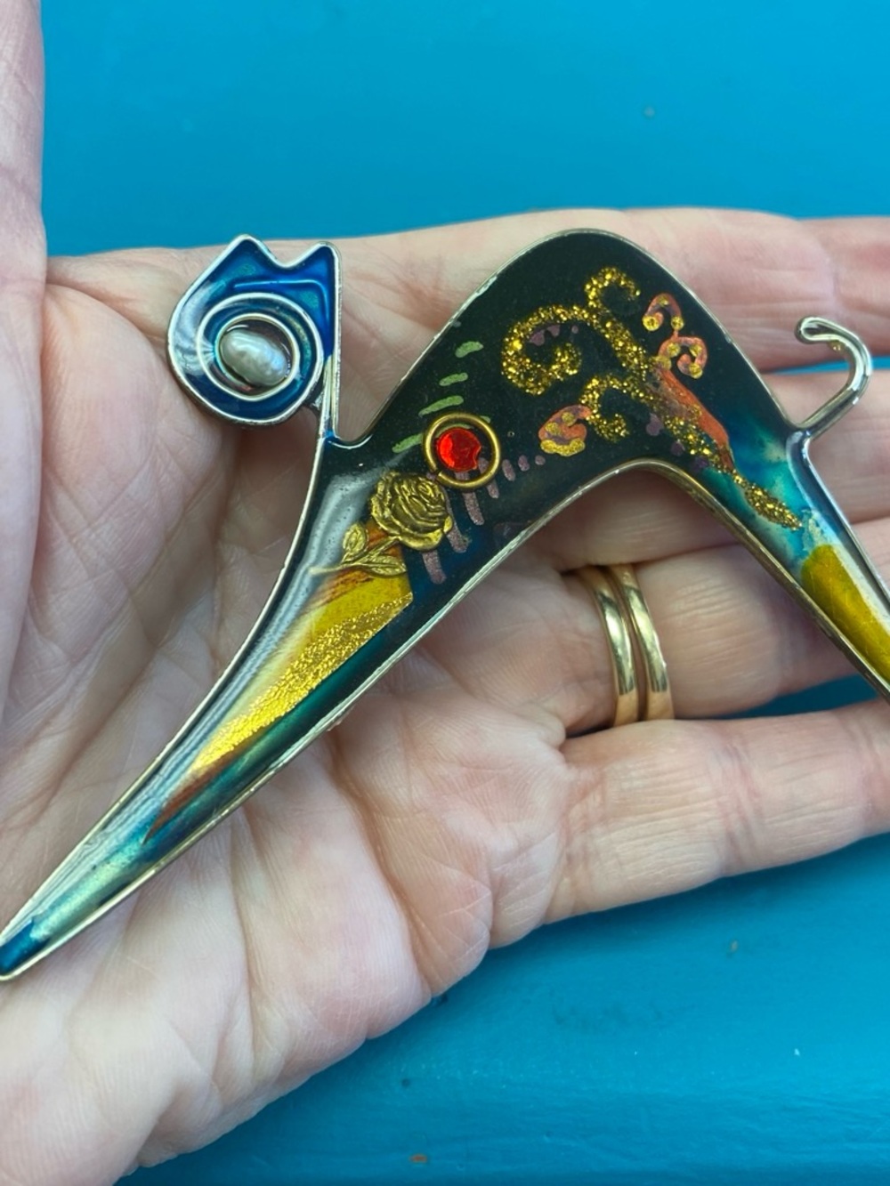 Yossi Steinberg Modernist Acrylic Resin Cat brooch - Picture 5 of 5